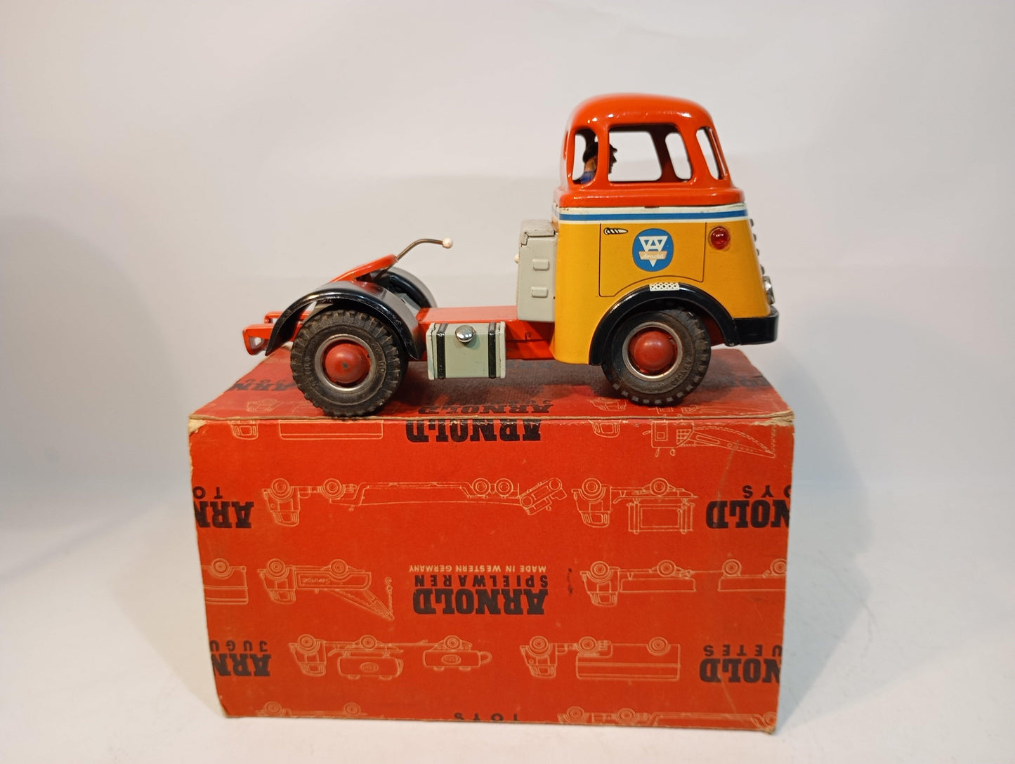 Arnold DAF tractor Art.9000 in original packaging (72496)