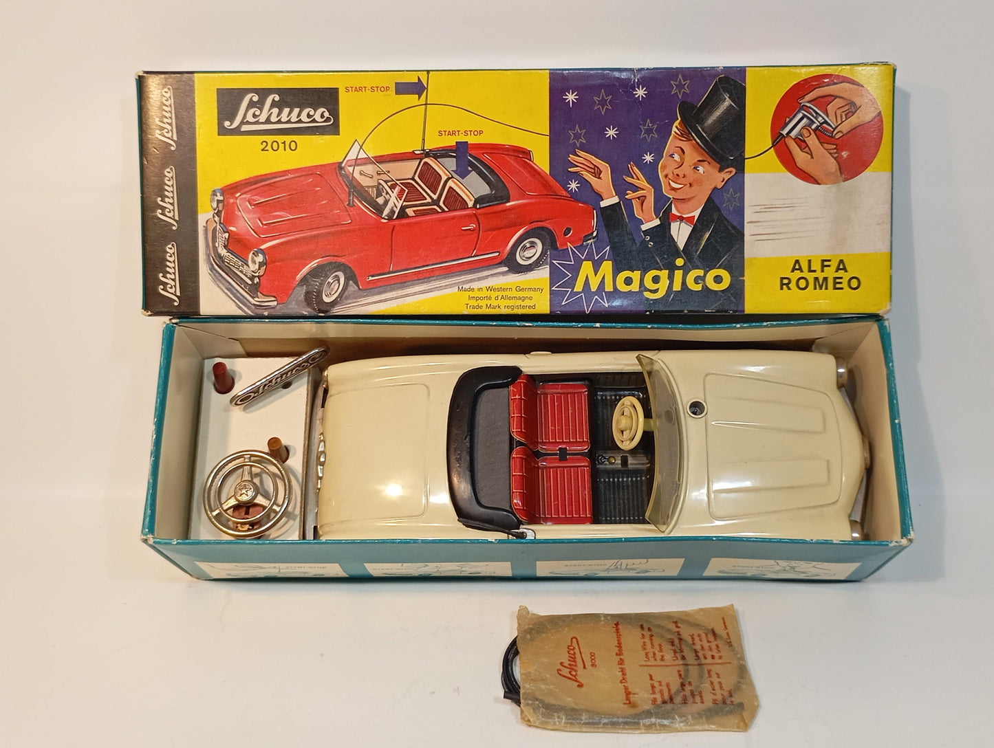 Schuco Art.2010 Alfa Romeo OVP (72387)
