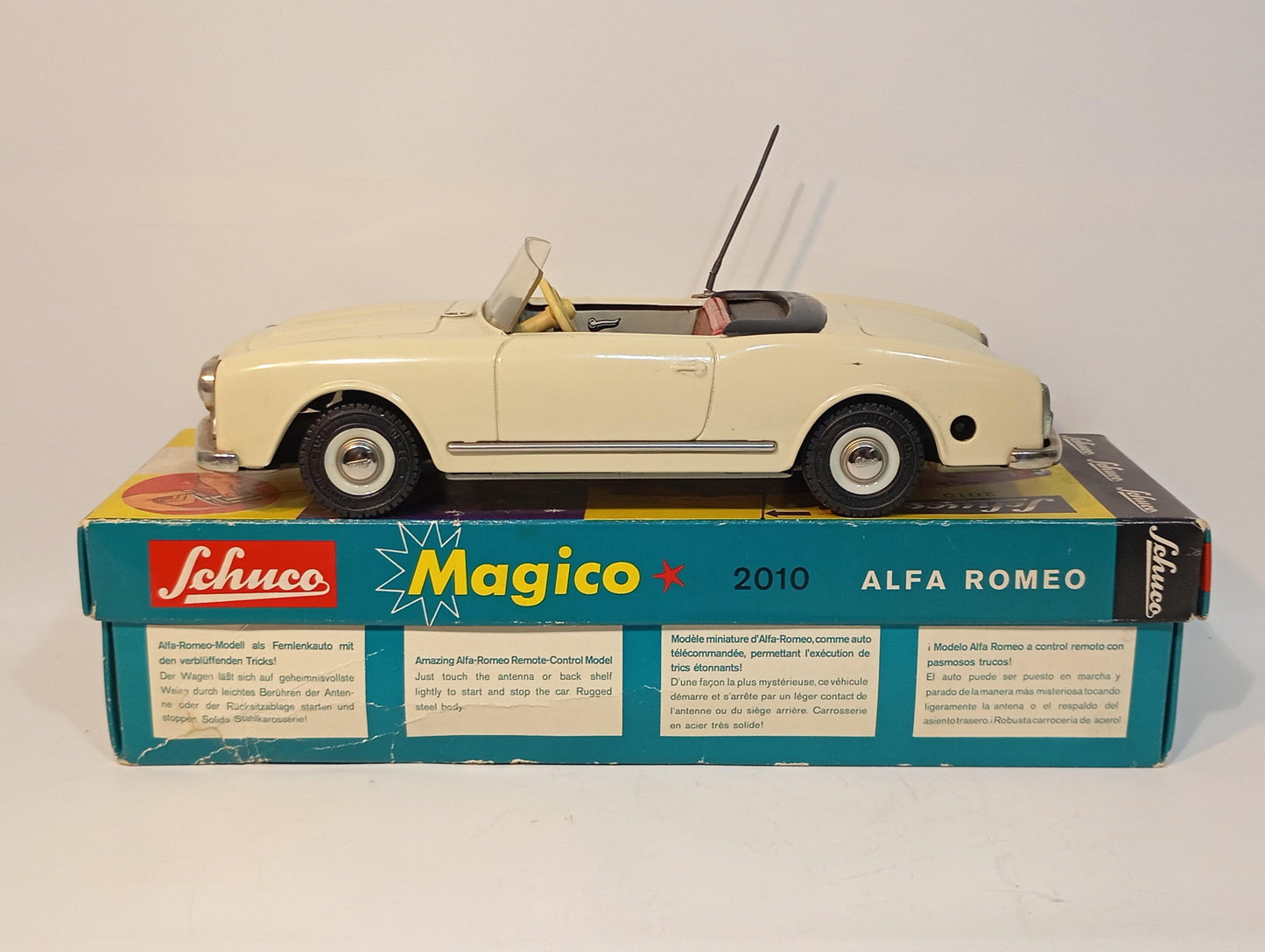Schuco Art.2010 Alfa Romeo OVP (72387)