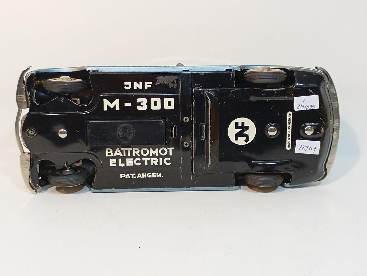 JNF Mercedes Adenauer M300 OVP Art.68 (72369)