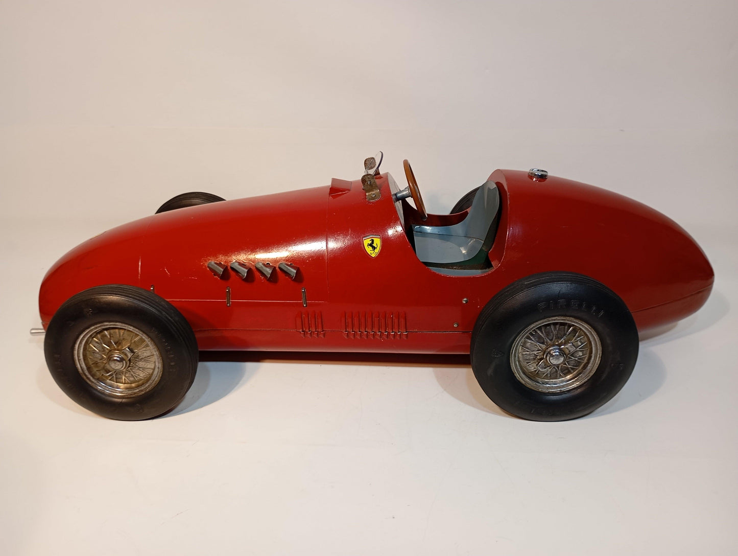Toschi MLB Italy Ferrari Vignola Brevettato No. F1 and 555 Squadro (72732)