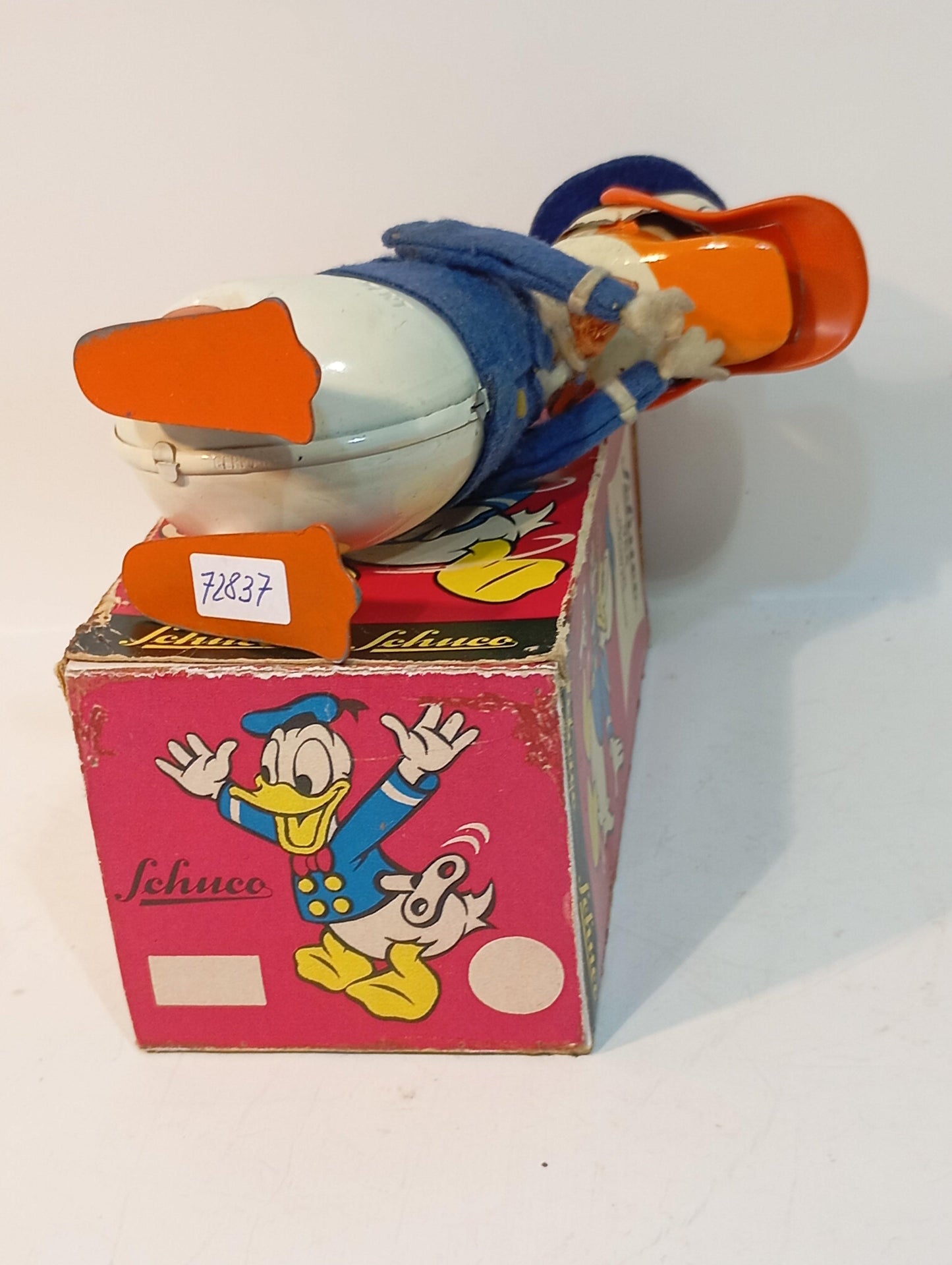 Schuco Art.984 Donald Duck in original box (72837)
