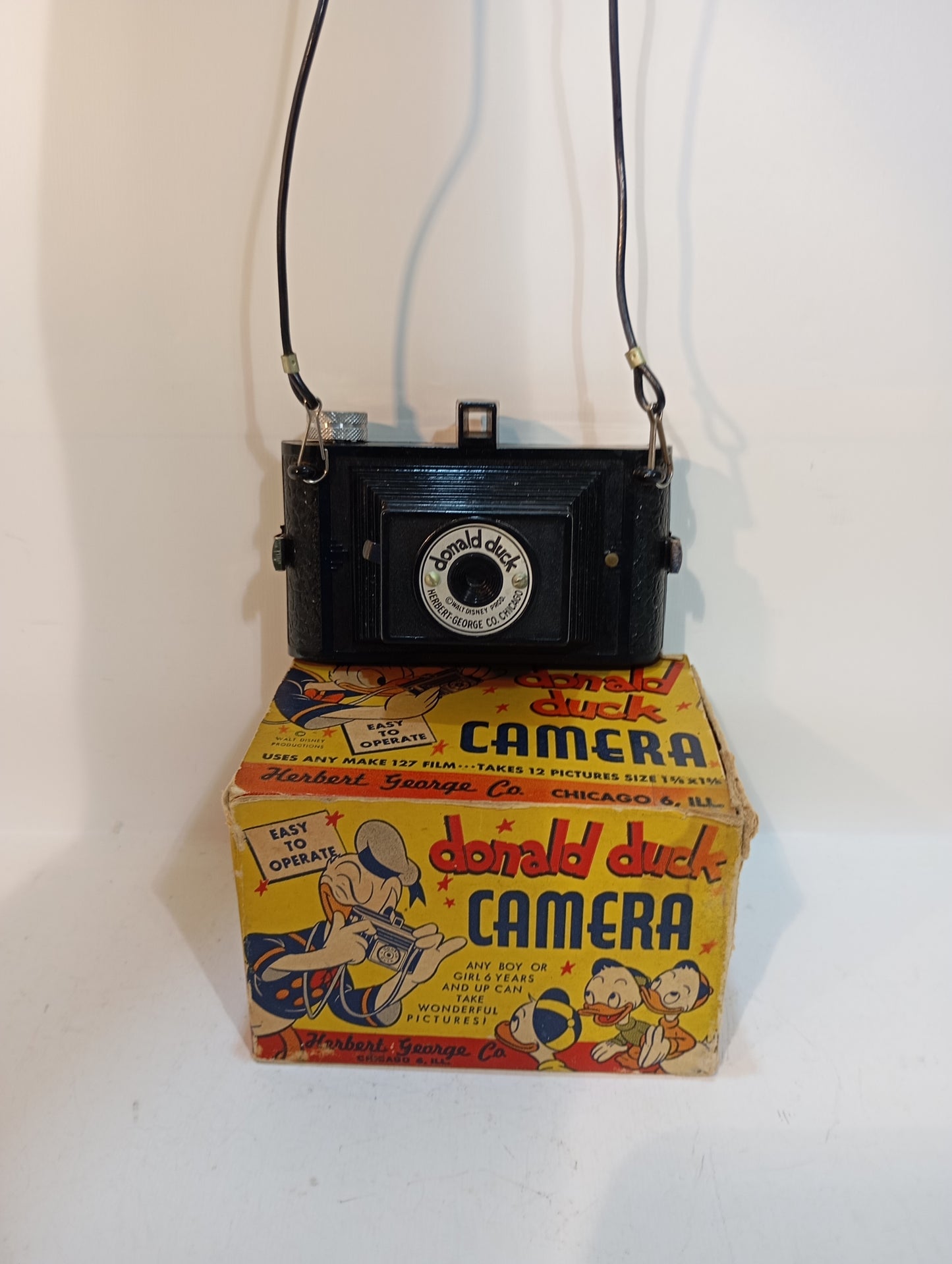 Donald's Duck Camera in the extraordinary original box (73018)