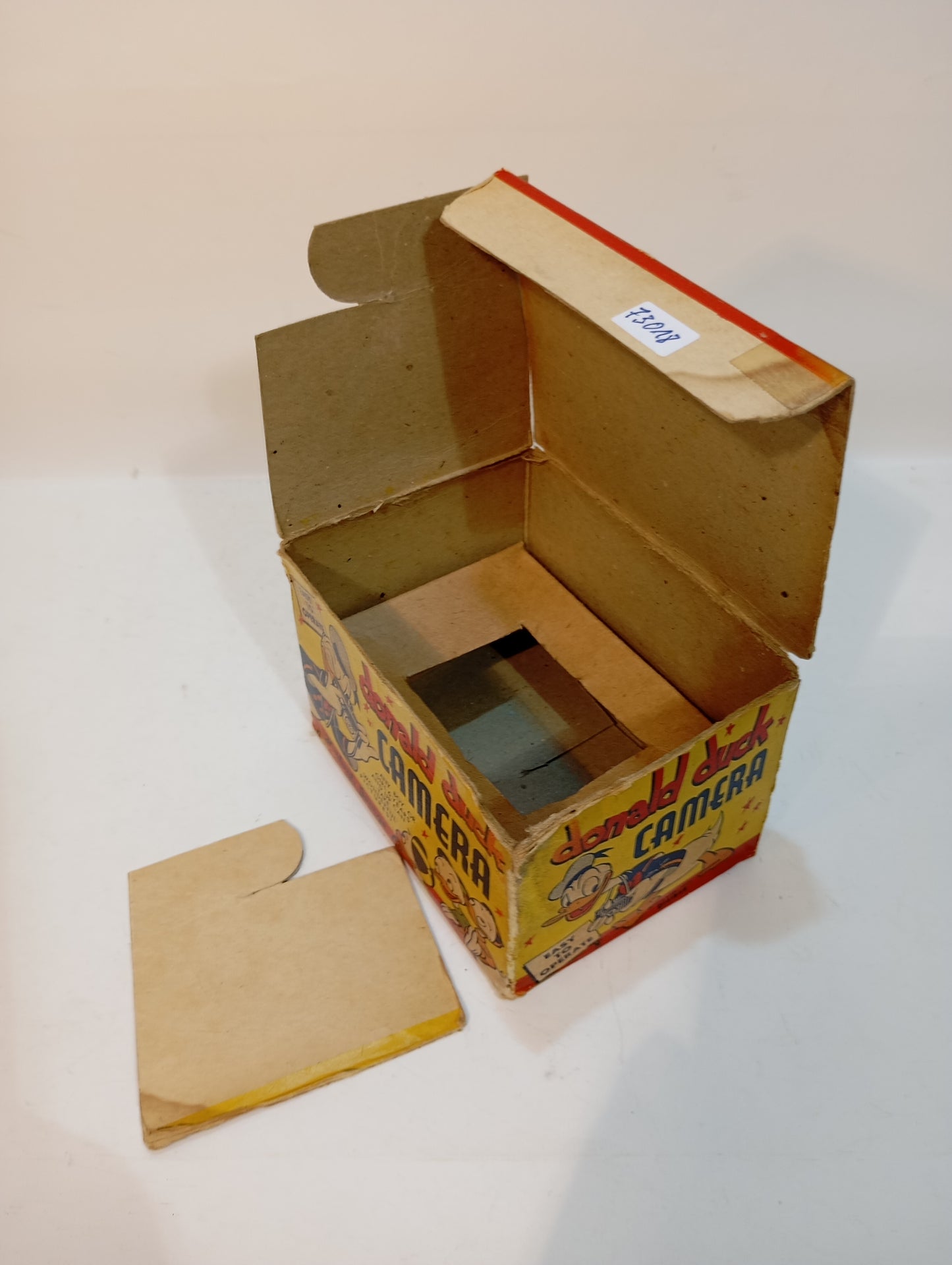 Donald's Duck Camera in the extraordinary original box (73018)