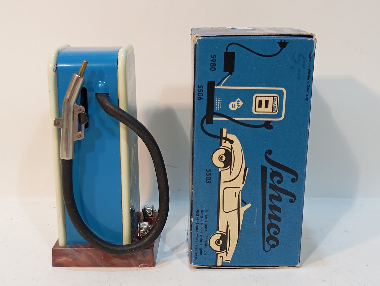 Schuco Aral petrol pump Art.556 in original box (73023)