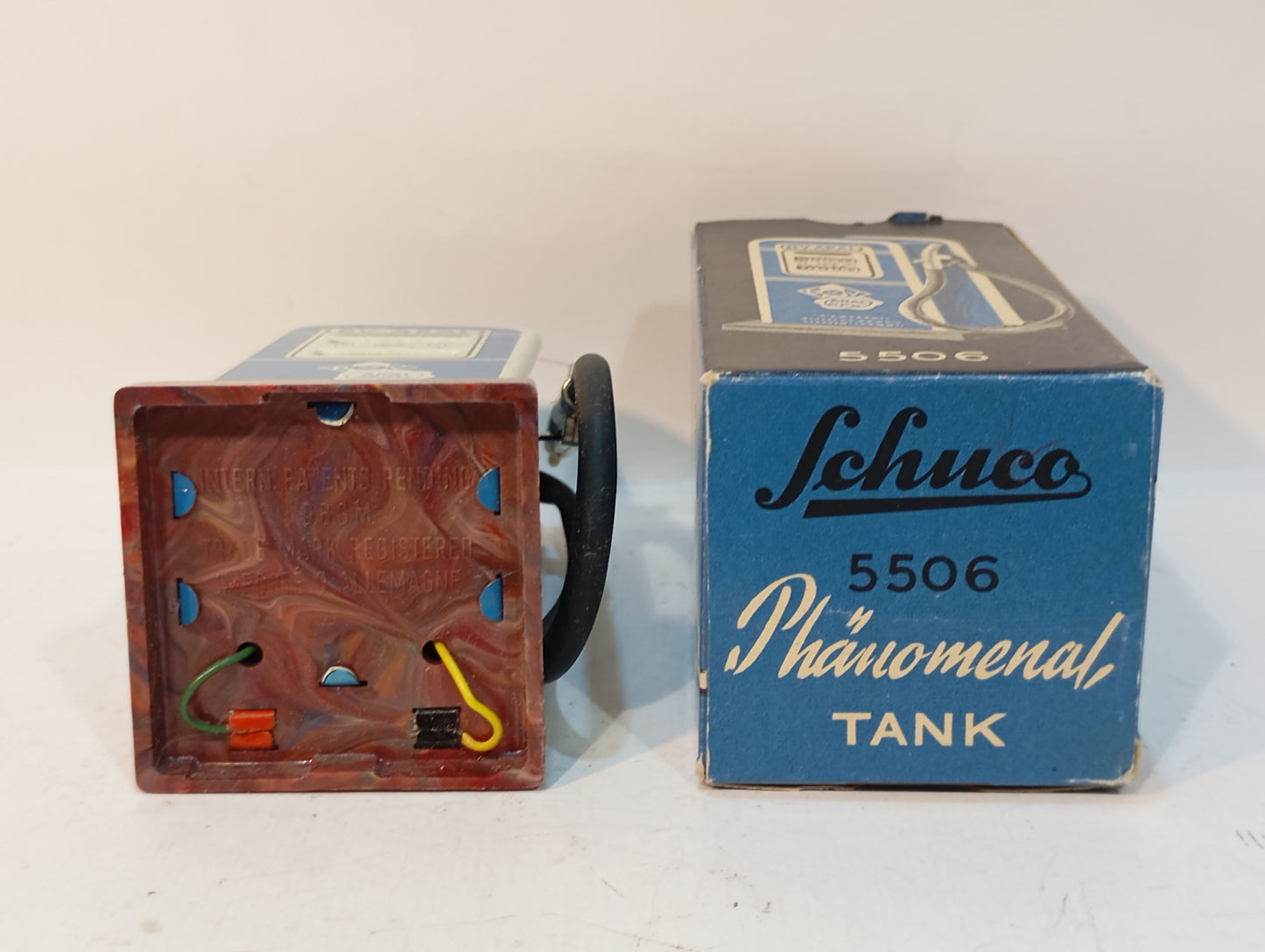 Schuco Aral petrol pump Art.556 in original box (73023)
