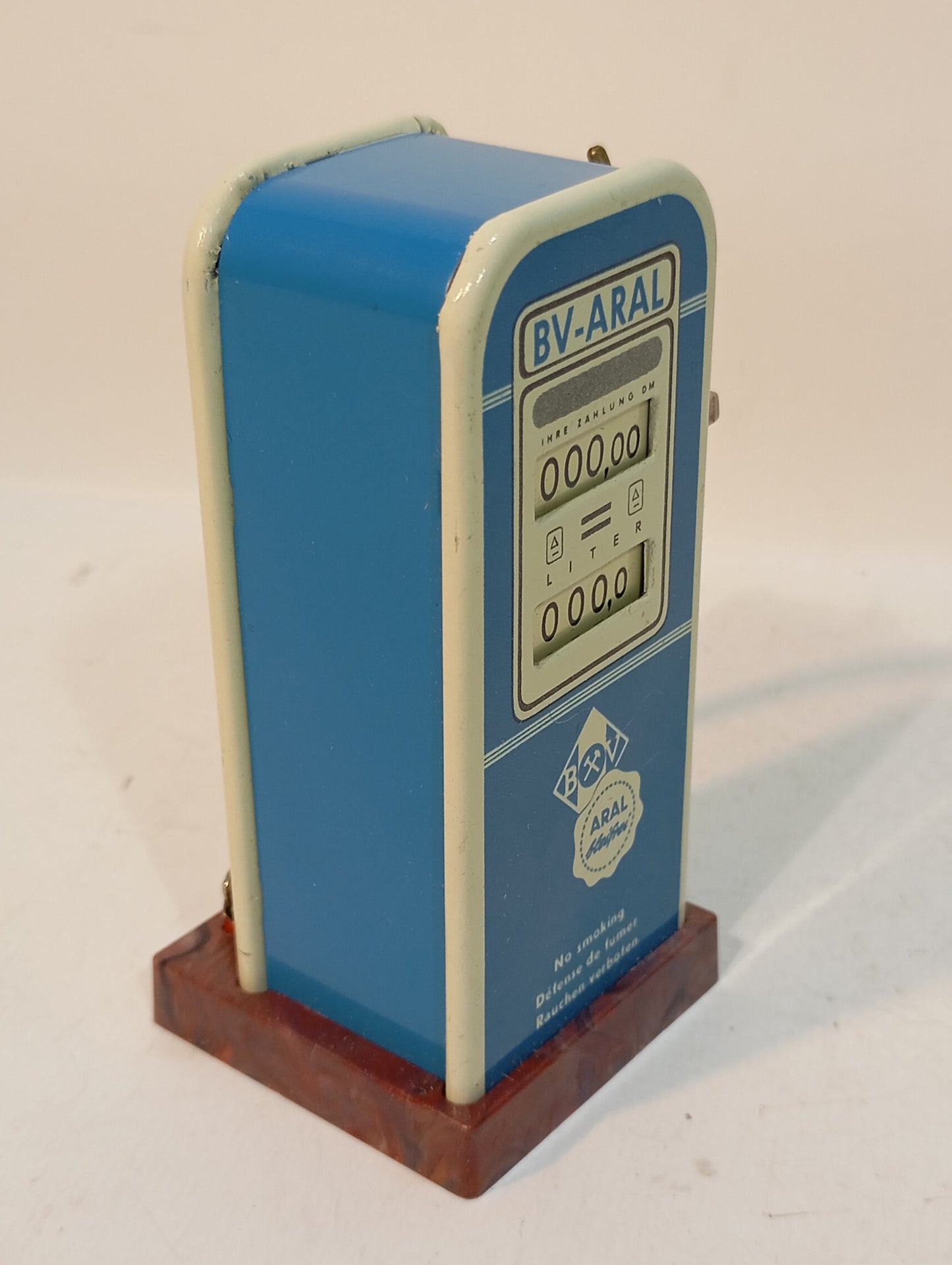 Schuco Aral petrol pump Art.556 in original box (73023)