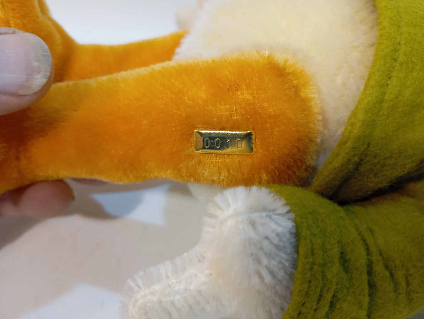 FA. Hermann Coburg LUI Duck Disney Character (73029)