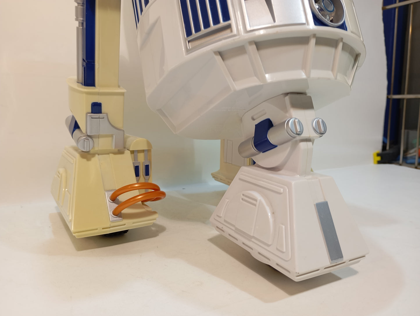 Star Wars R2-D2 from Hasbro OVP (73030)