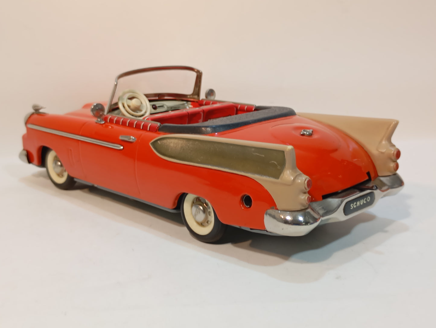 Schuco Art.5700 Packard Synchromatic Originalkarton (73084)