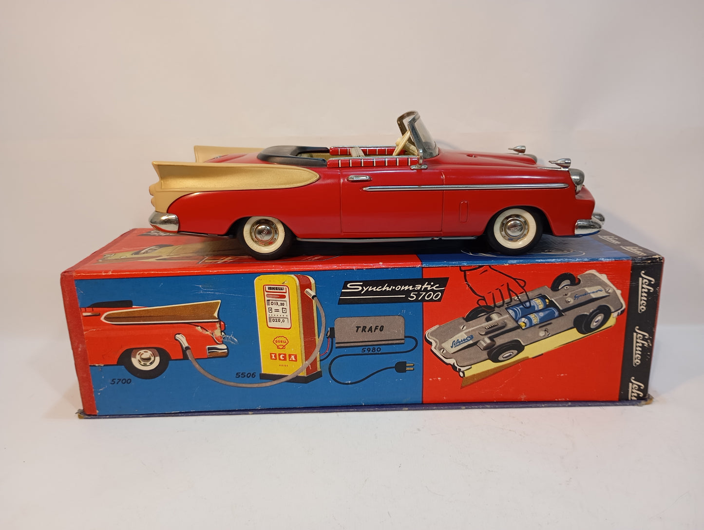 Schuco Art.5700 Packard Synchromatic original box (73085)