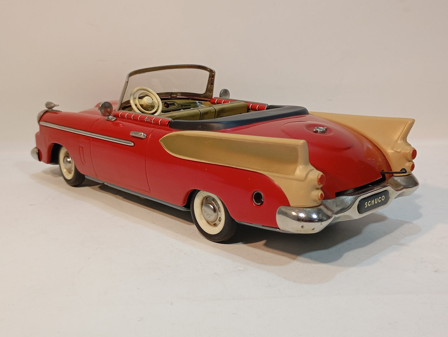 Schuco Art.5700 Packard Synchromatic original box (73085)
