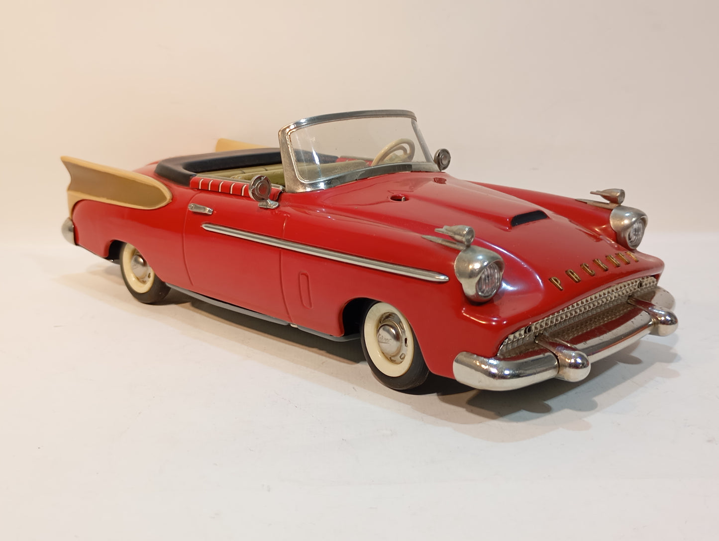 Schuco Art.5700 Packard Synchromatic original box (73085)