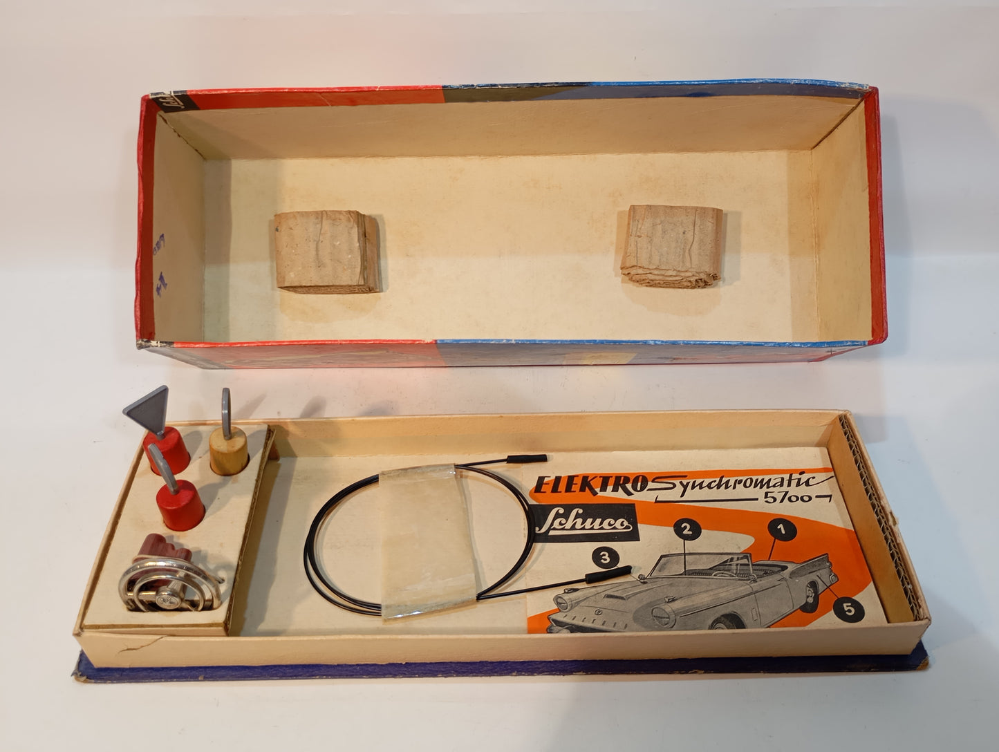 Schuco Art.5700 Packard Synchromatic original box (73085)