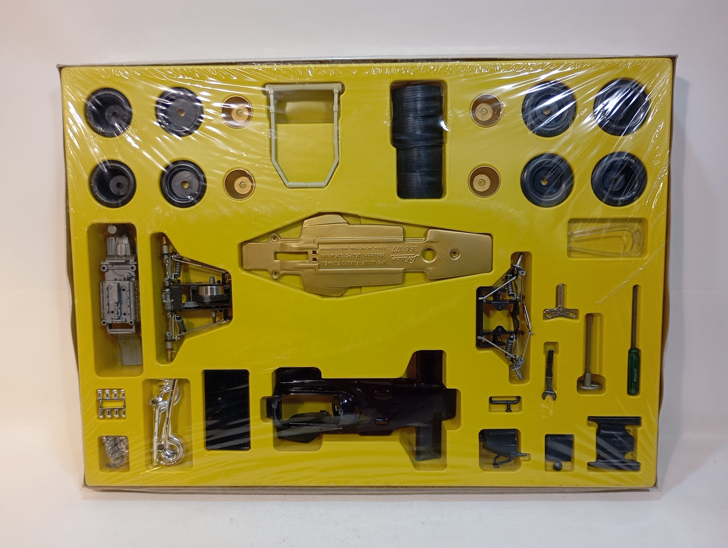 Schuco Lotus assembly set "JPS" Art.225197 (73089)
