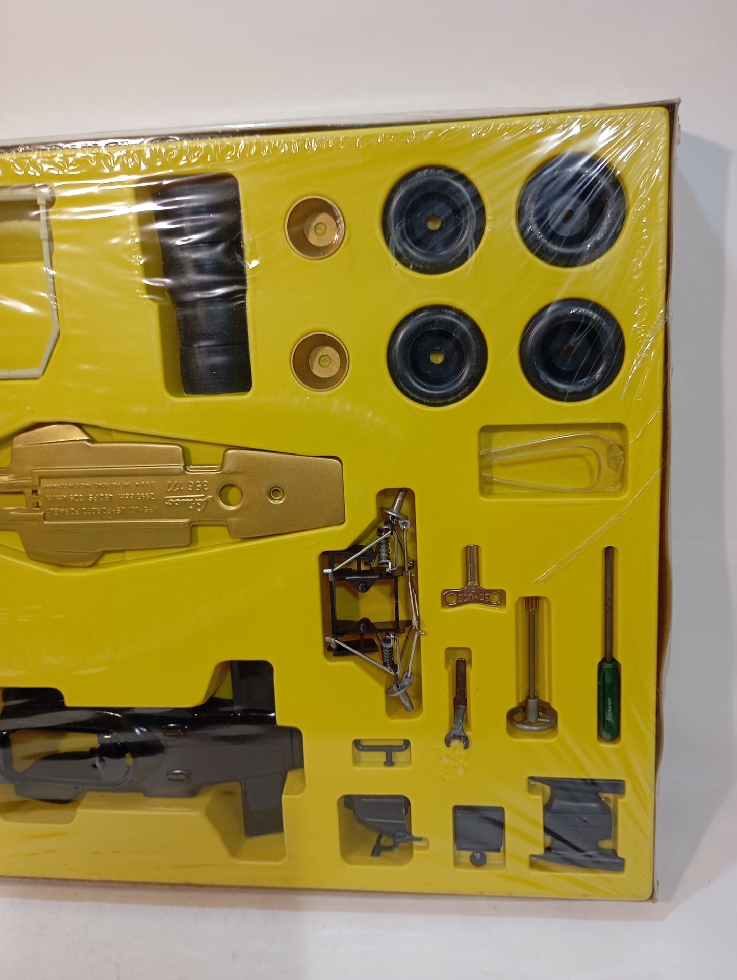 Schuco Lotus assembly set "JPS" Art.225197 (73089)