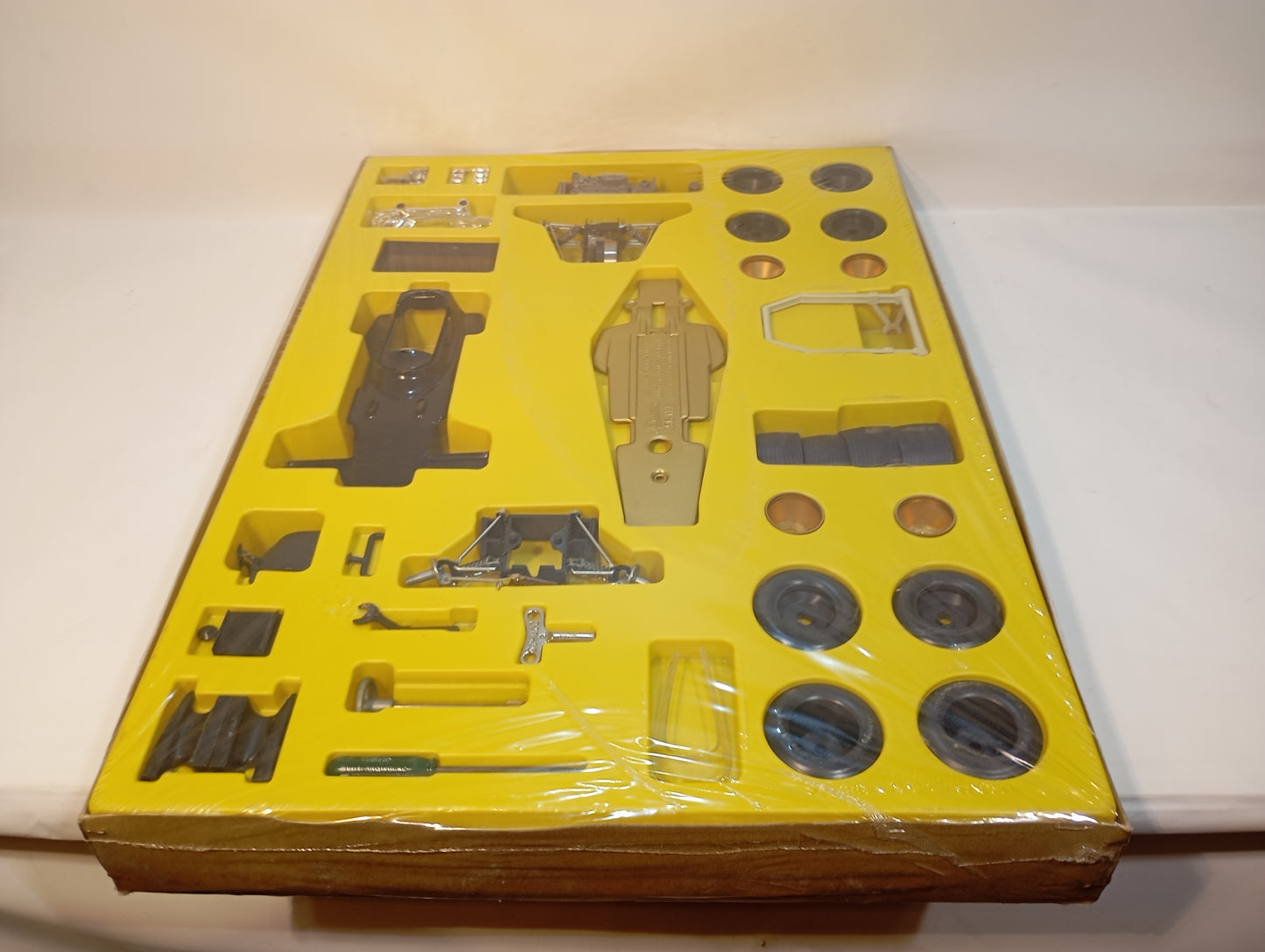Schuco Lotus assembly set "JPS" Art.225197 (73089)