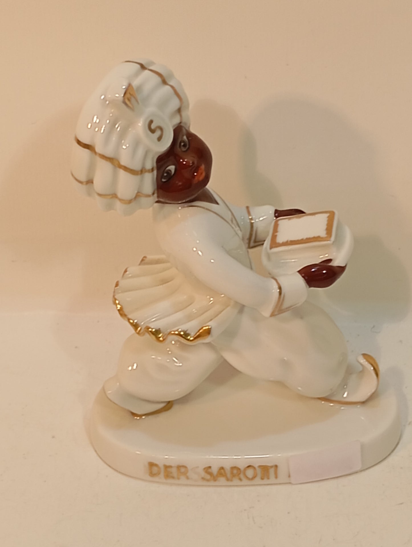 Rosenthal Sarotti Werbefigur mit der brauen Figur (73180)