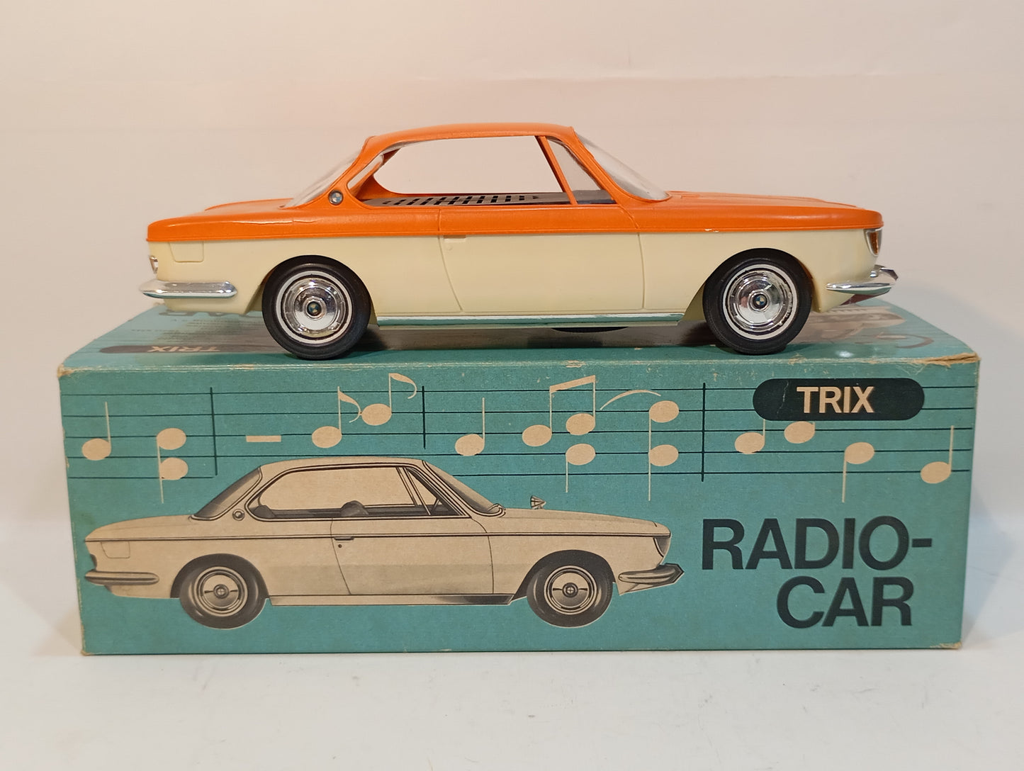 Trix Radio Car Art.9901 BMW 2000 CS mit MW OVP (73235)