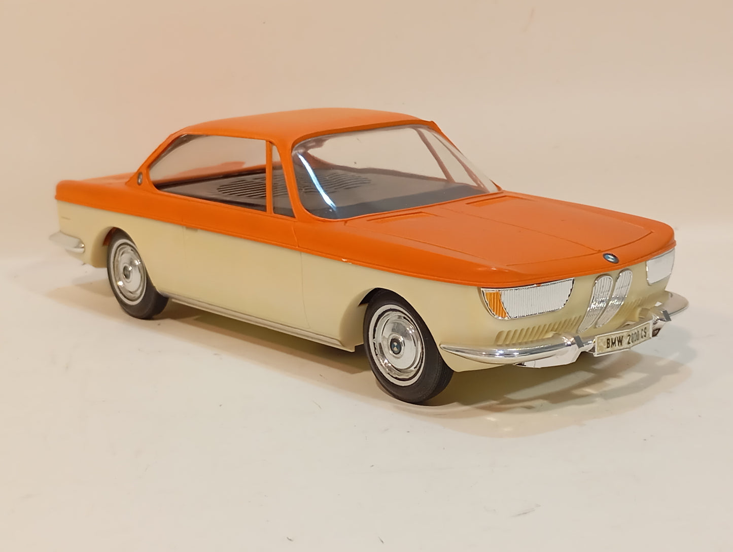 Trix Radio Car Art.9901 BMW 2000 CS mit MW OVP (73235)