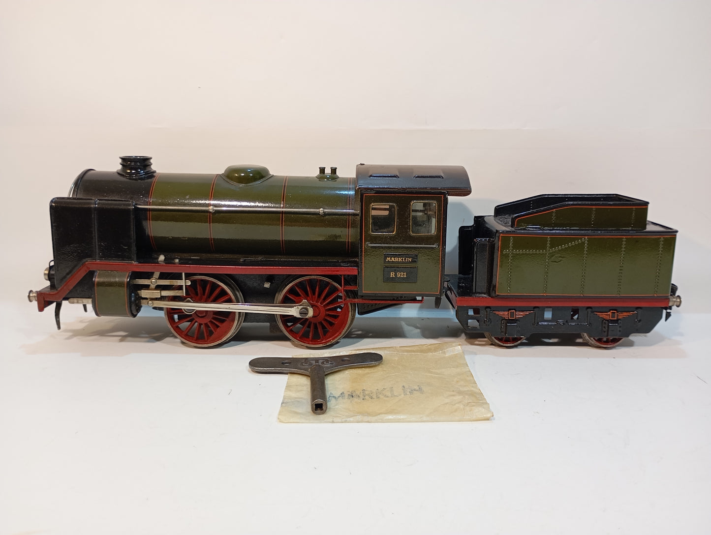 Märklin Spur 1 Dampflok mit Tender Nr.R921 OVP (73240)