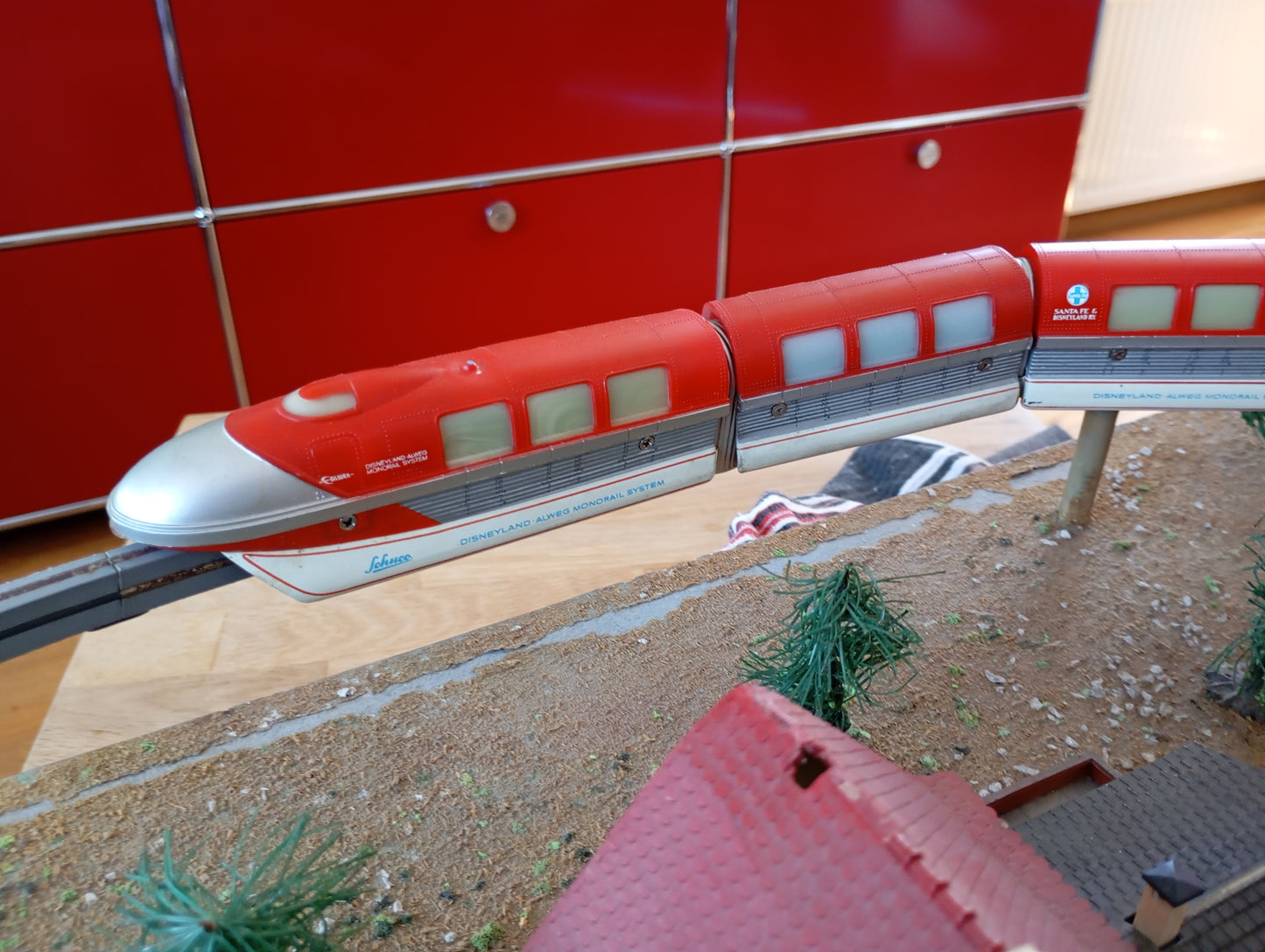 Schuco Ausstellungsensemble Diorama Piccolo & Monorail Bahn (73445)