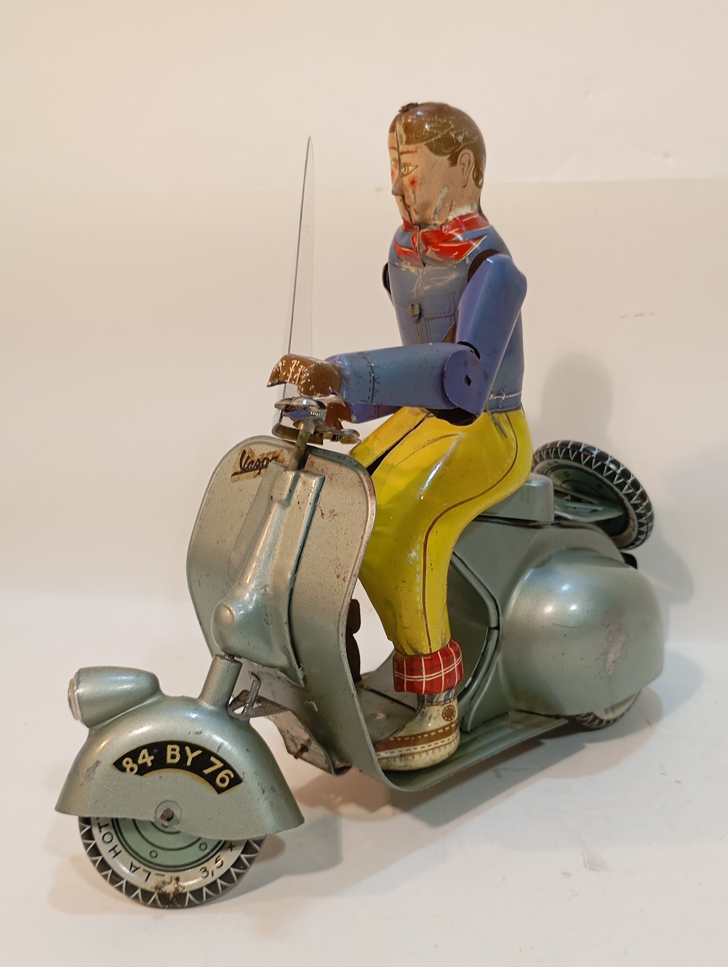 Vespa Scooter La Hotte St. Nicolas im Originalkarton (73396)