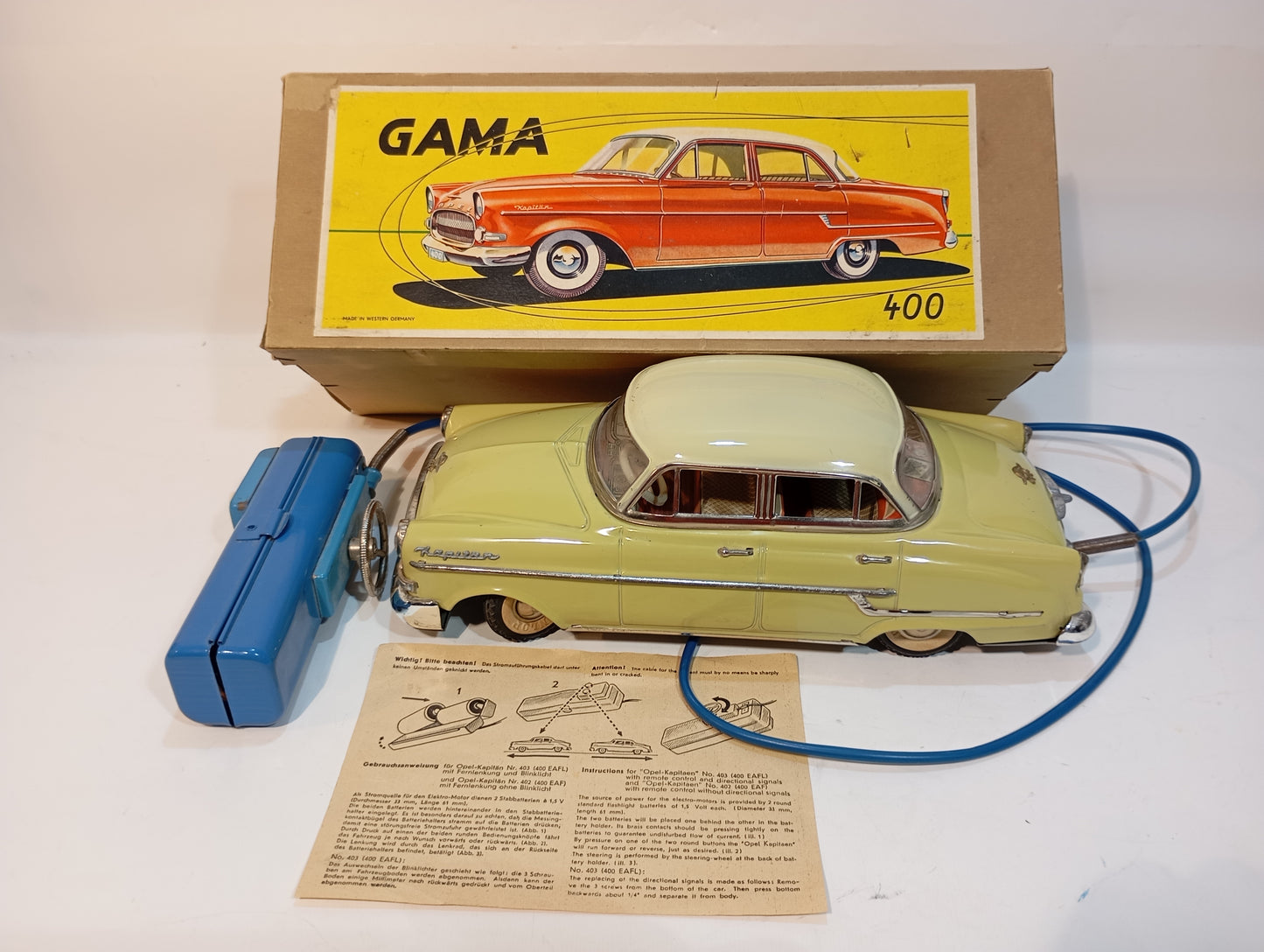 Gama 400 Opel Kapitän gelb/beige im Originalkarton (73571)