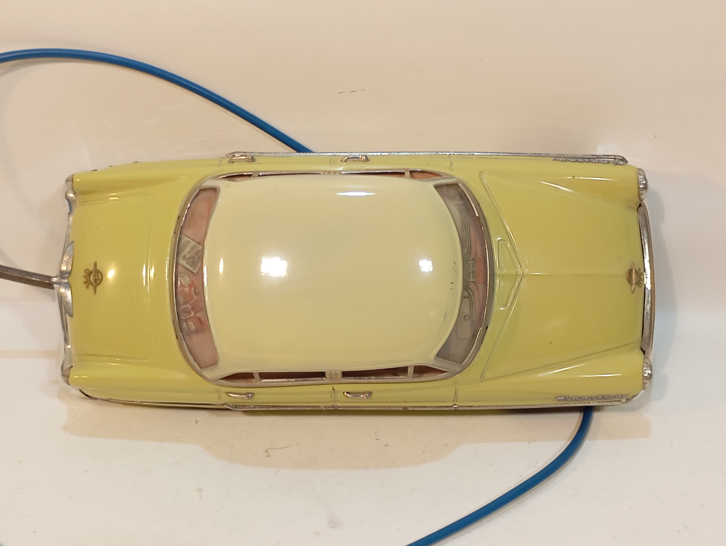 Gama 400 Opel Kapitän gelb/beige im Originalkarton (73571)