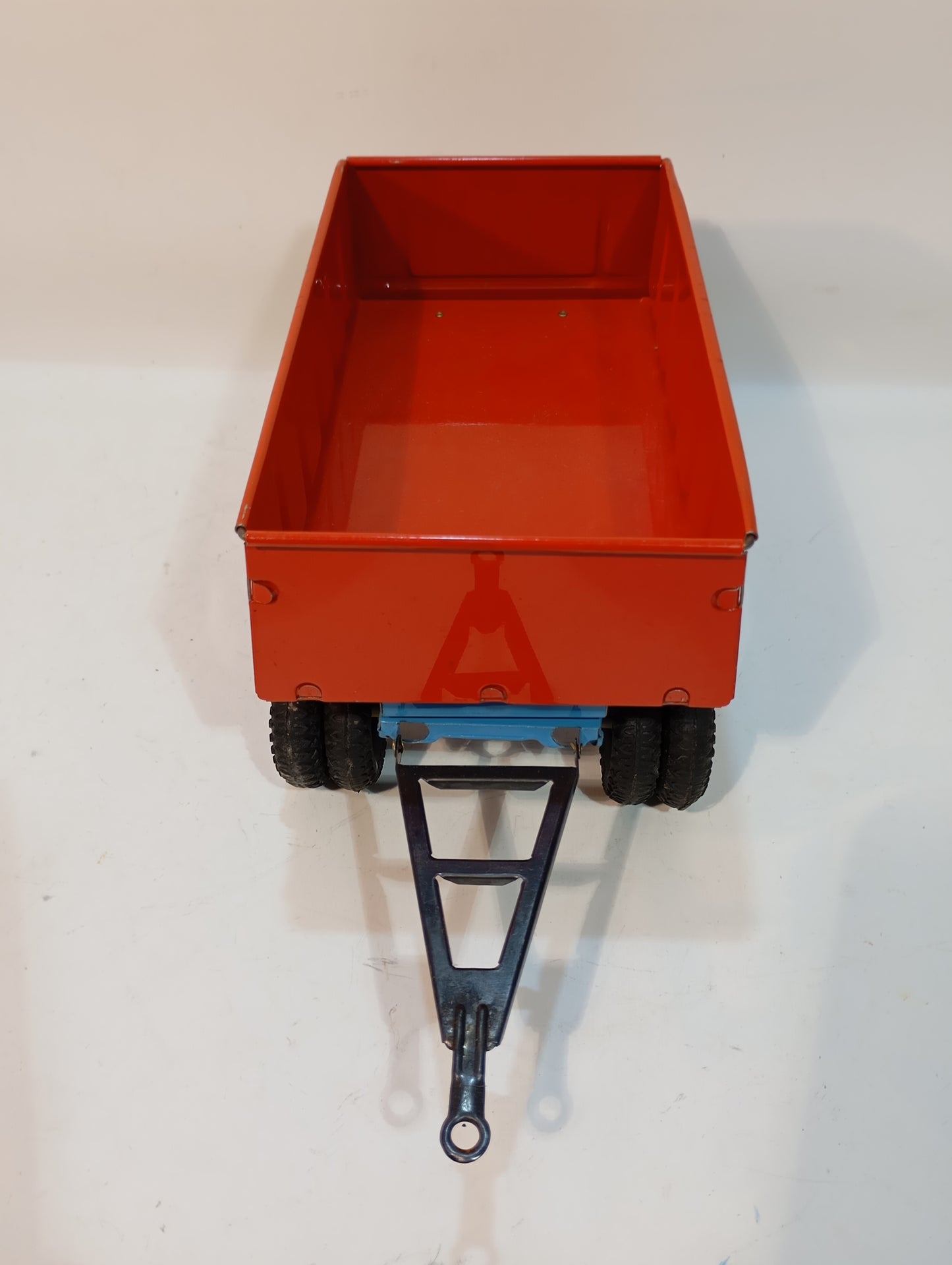 Gama 800E / 10 Traktor im Originalkarton (73575)