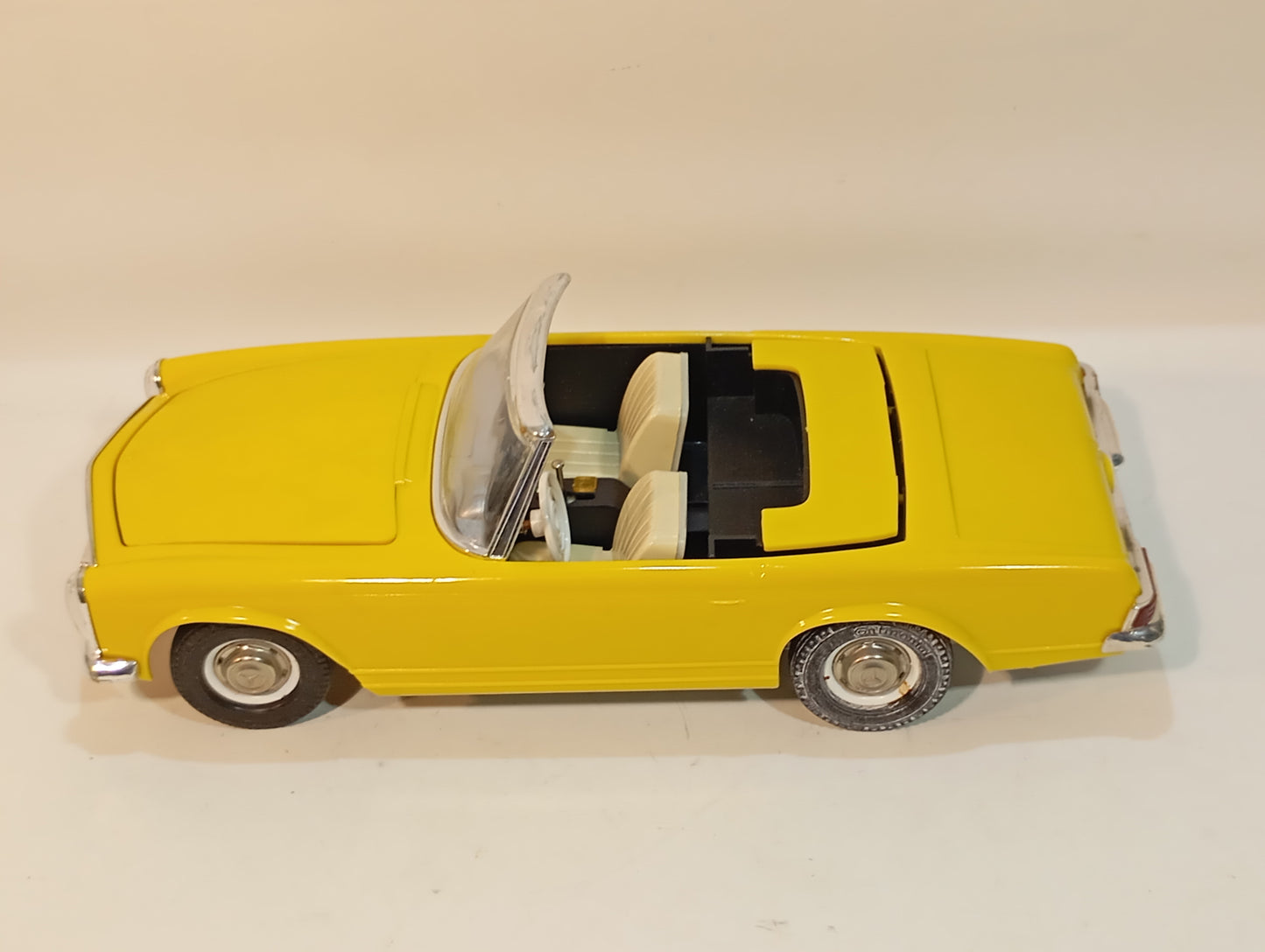 Gama 3808 Pagoden Mercedes Cabrio im Originalkarton (73589)