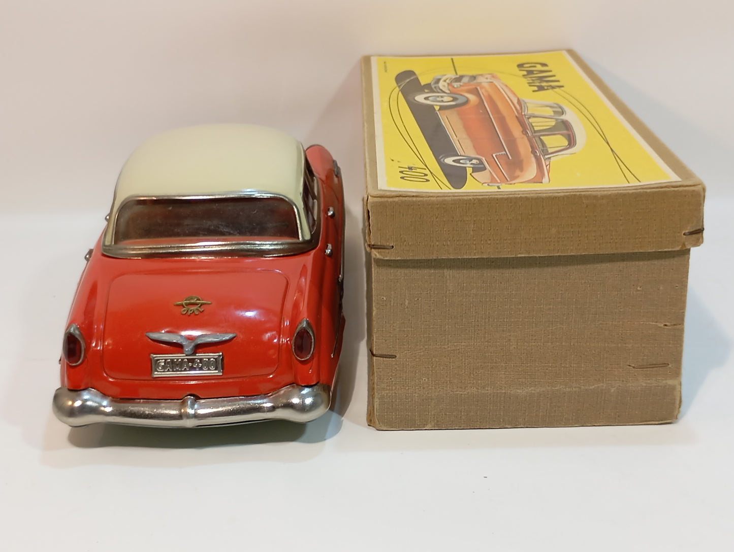 Gama Opel Kapitän 400 mit Originalkarton (73636)
