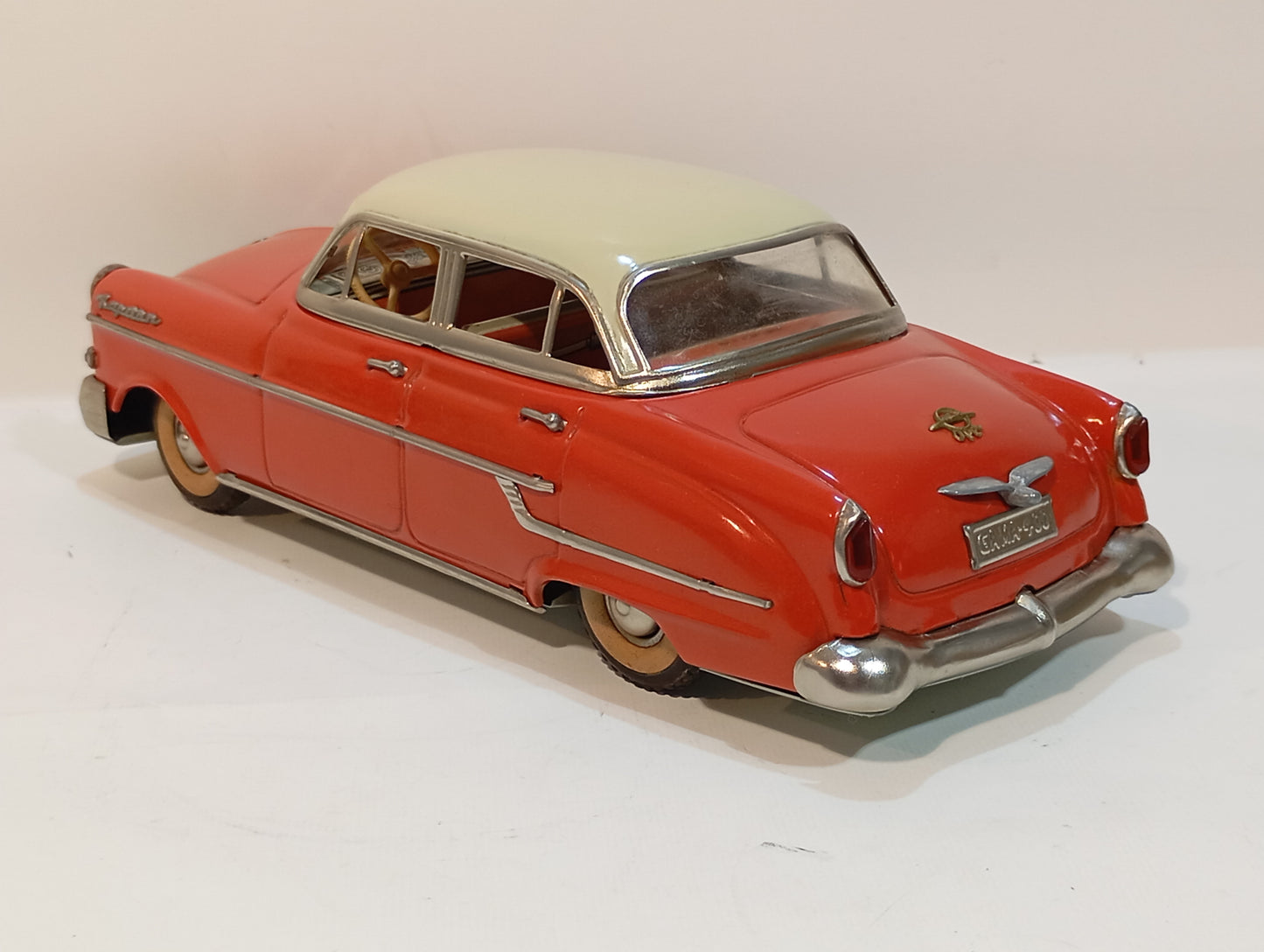Gama Opel Kapitän 400 mit Originalkarton (73636)