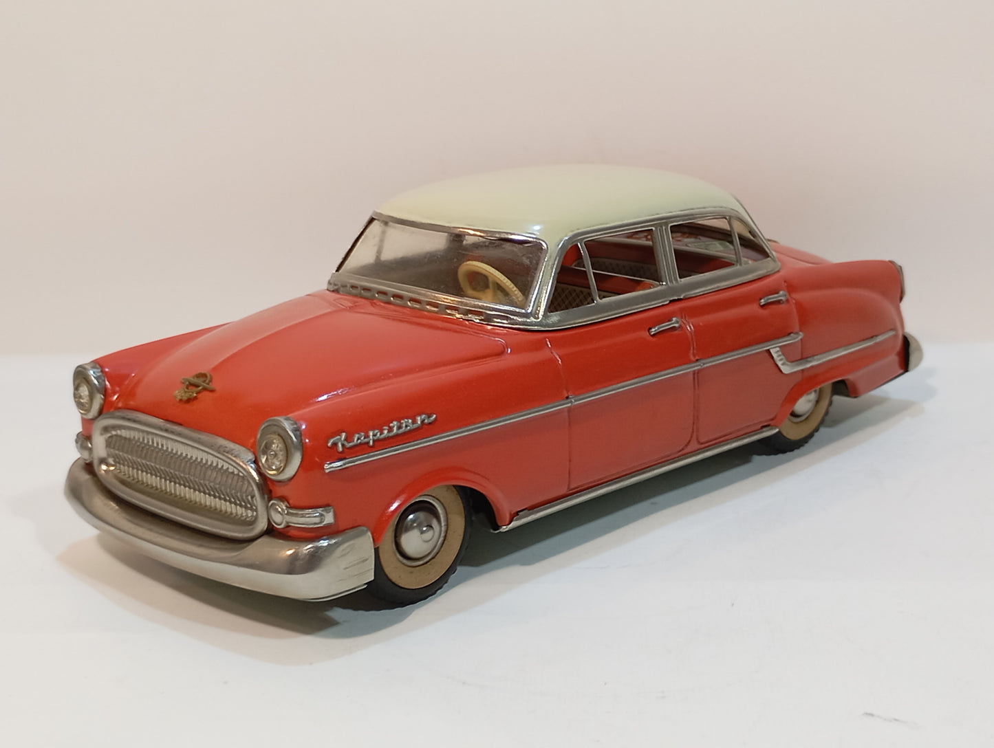 Gama Opel Kapitän 400 mit Originalkarton (73636)