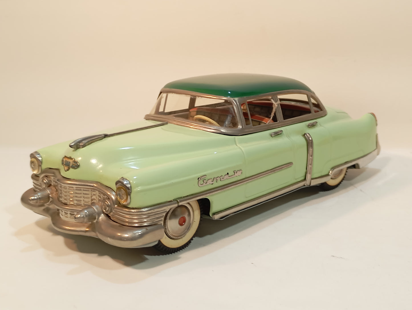Gama Cadillac Limousine (73678)