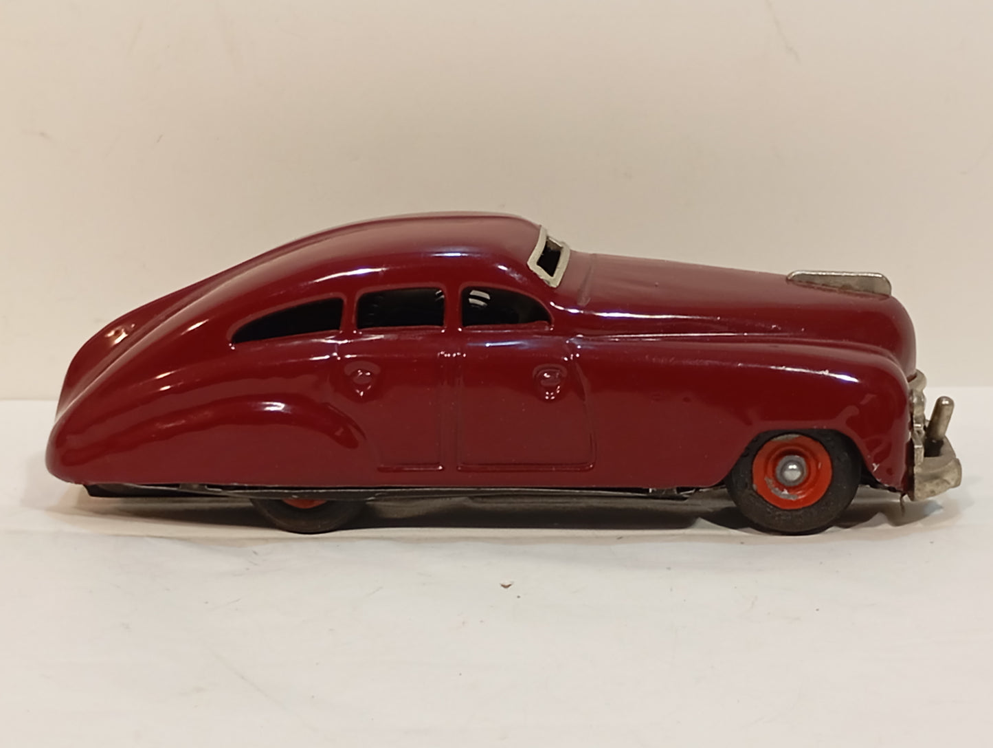 Schuco 1250 Maybach Limousine (69722)