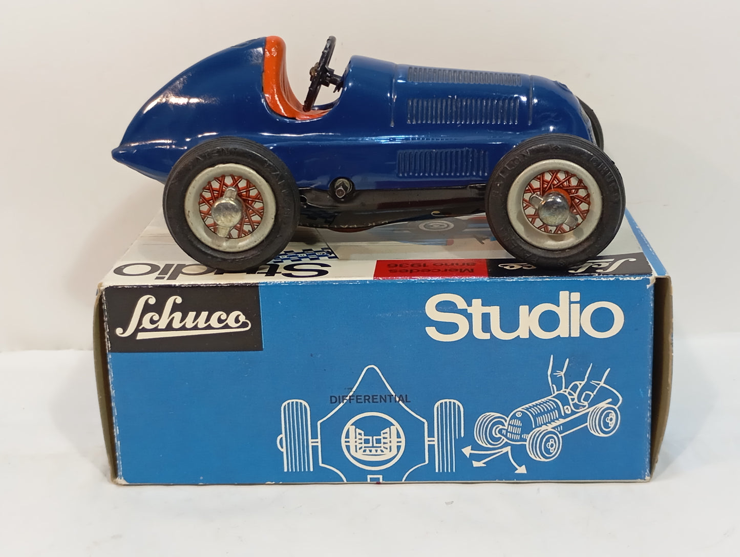 Schuco Studio 1050 blau in Originalkarton (73887)