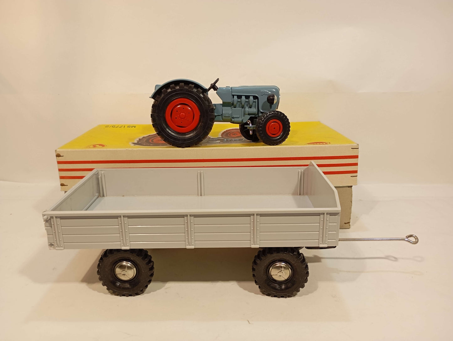 Michael Seidel (MS) 1775/2 Eicher Traktor im Originalkarton (73904)
