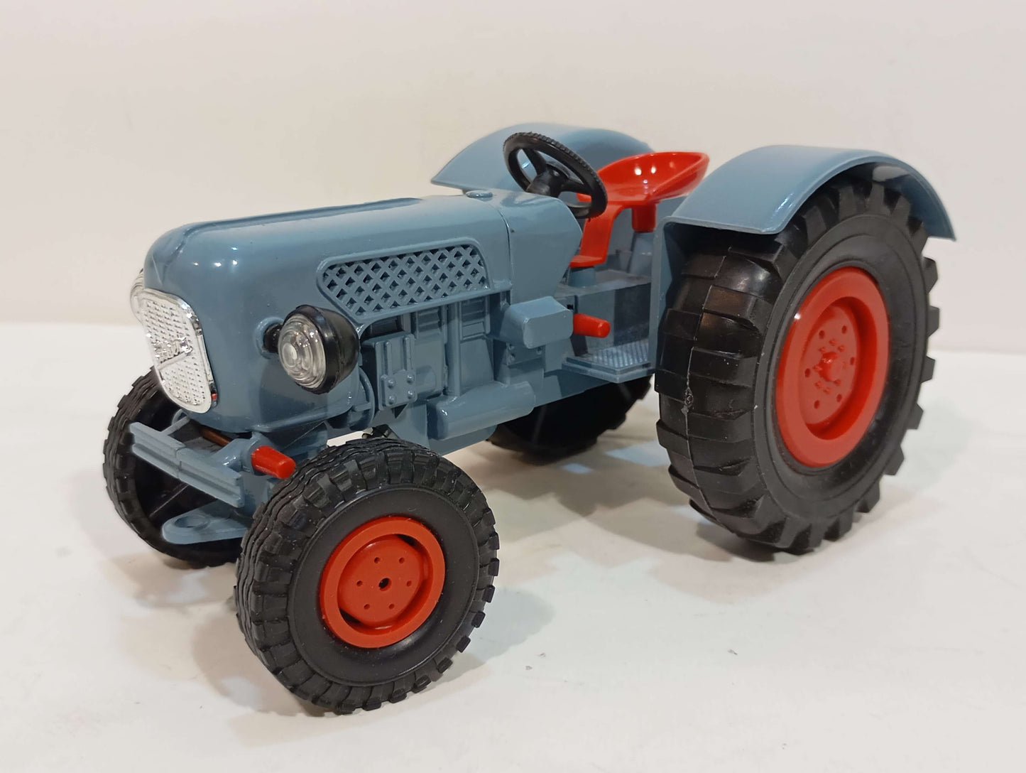 Michael Seidel (MS) 1775/2 Eicher Traktor im Originalkarton (73904)