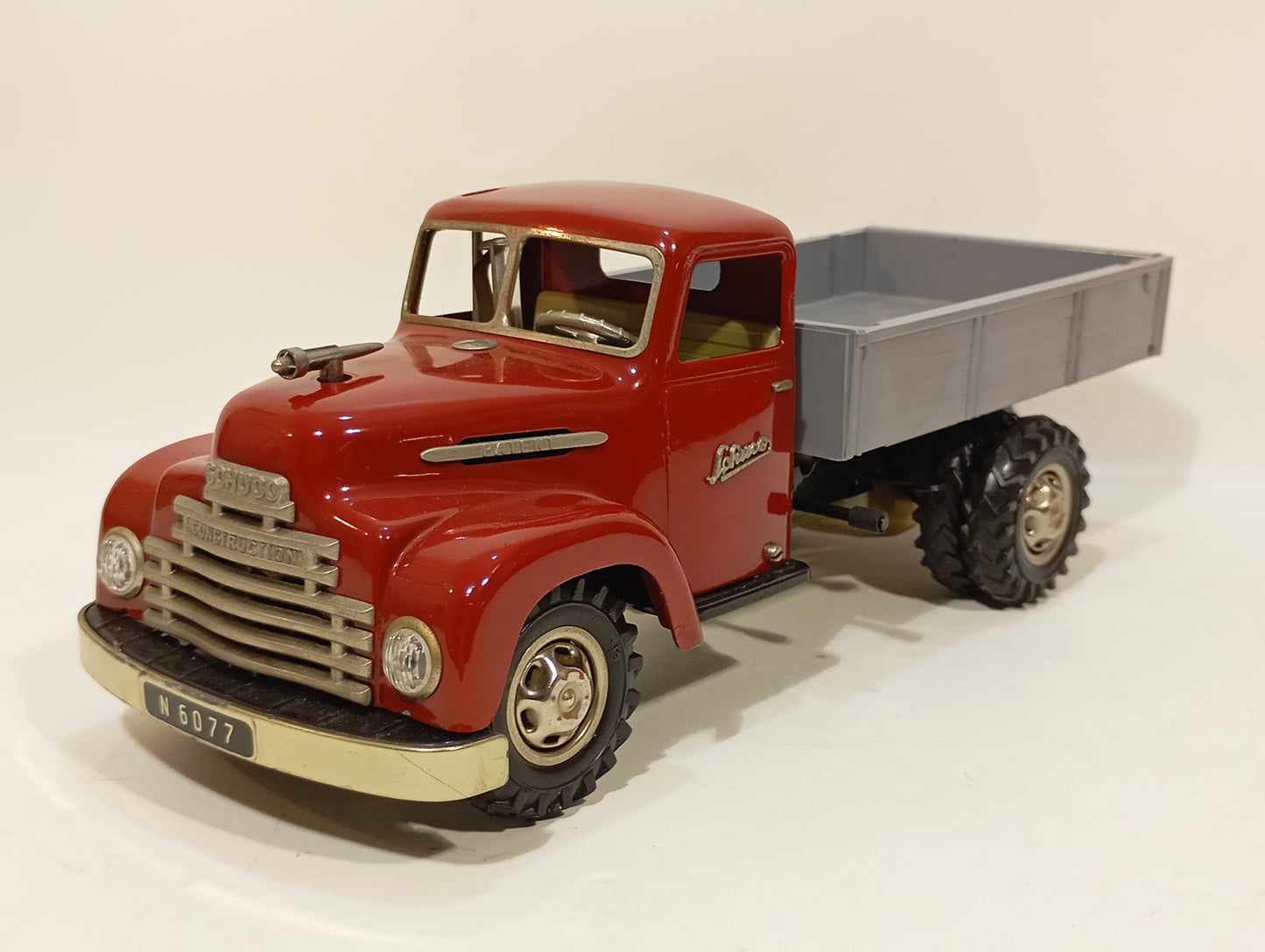 Schuco 6077 Electro Fernlenk LKW im Originalkarton (73926)
