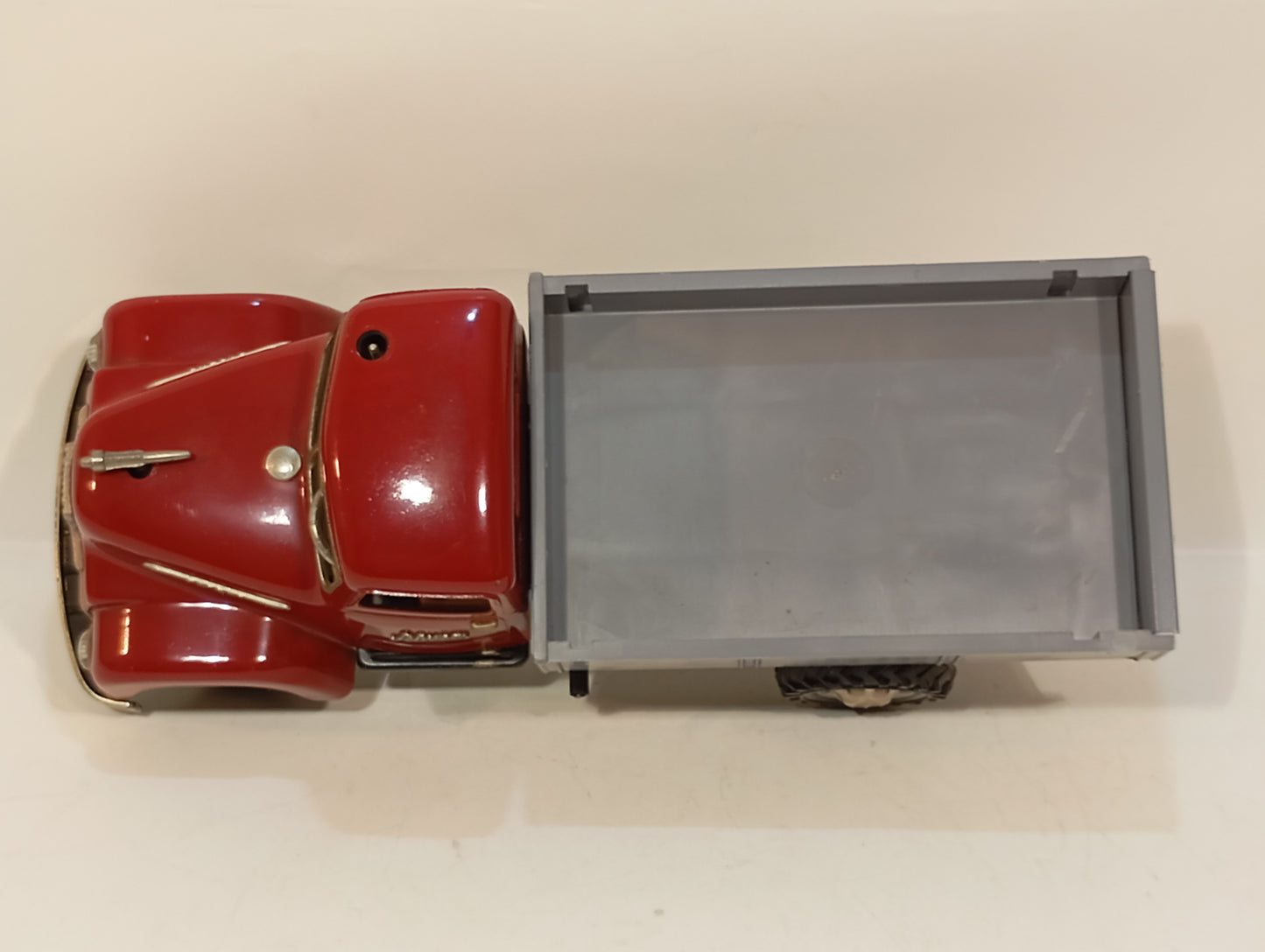 Schuco 6077 Electro Fernlenk LKW im Originalkarton (73926)