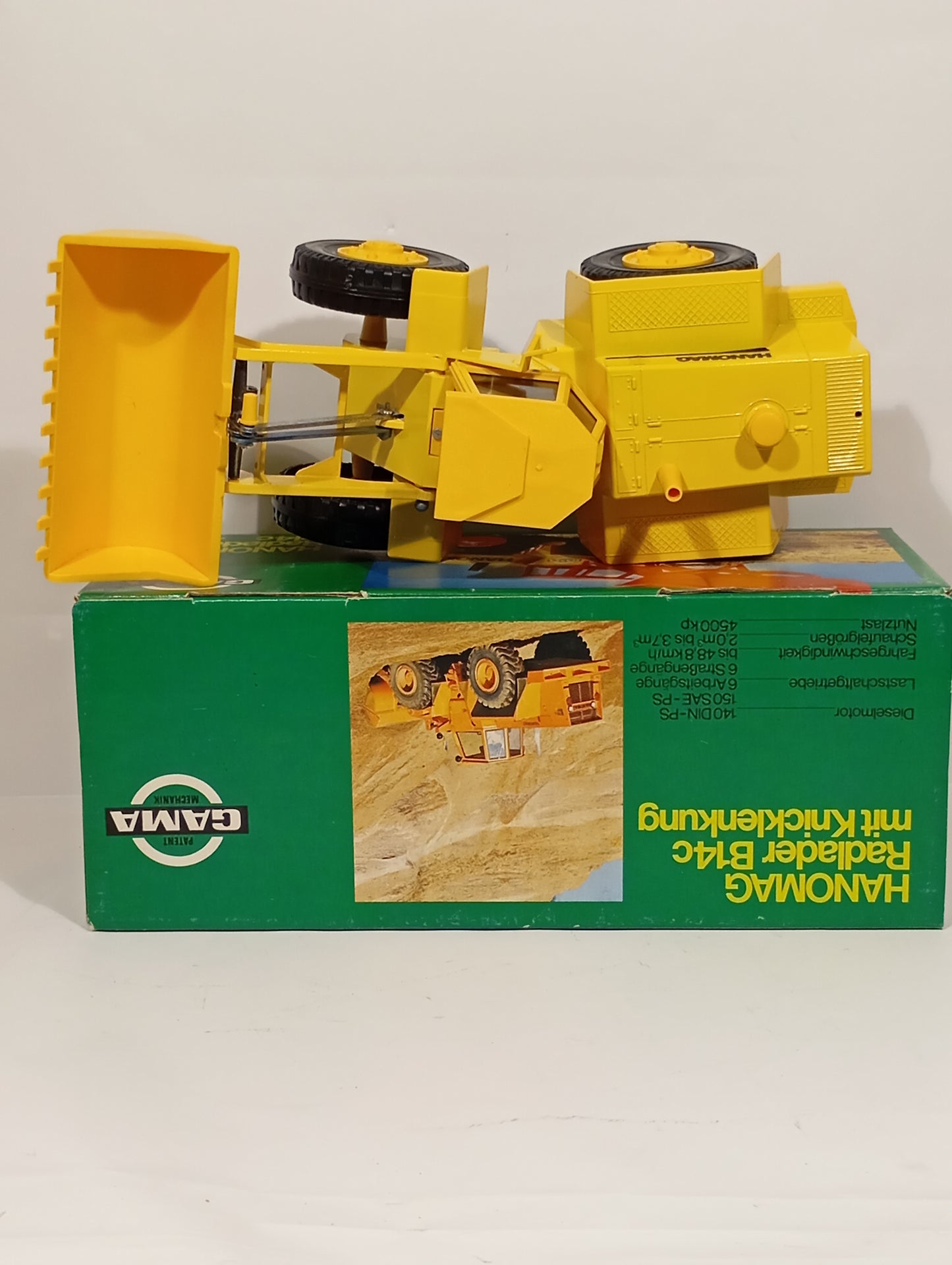 Gama Hanomag Radlader B14c im Originalkarton (75772)