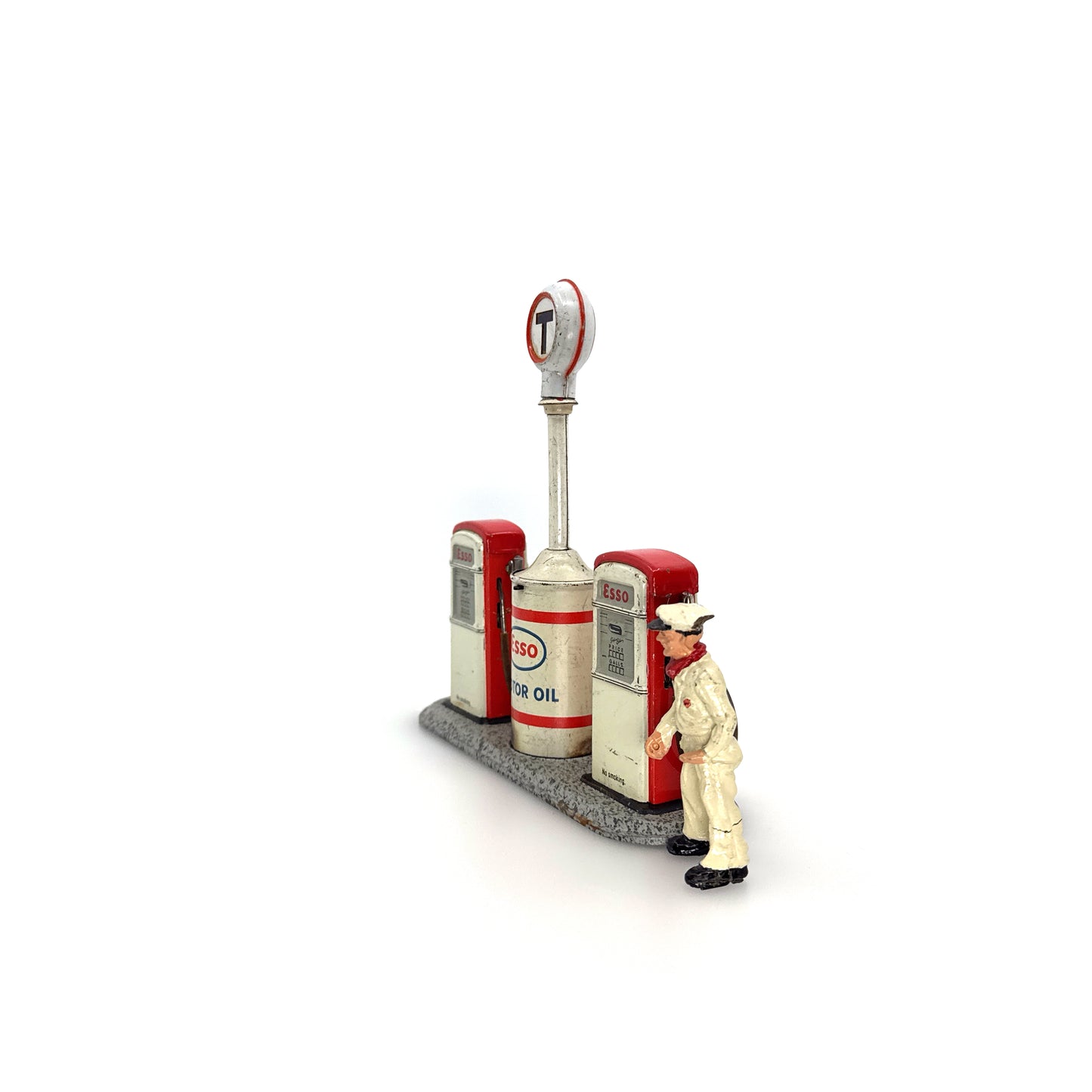Arnold T Tankstelle (75258)