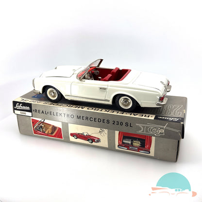 Schuco 5500 Real Mercedes Benz 230SL Pagode im Originalkarton (75030)