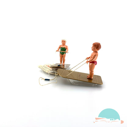 Zwei Schuco 3009 Flotano Mann und Frau im Originalkarton (75711)