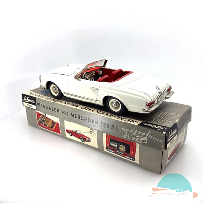 Schuco 5500 Real Mercedes Benz 230SL Pagode im Originalkarton (75030)