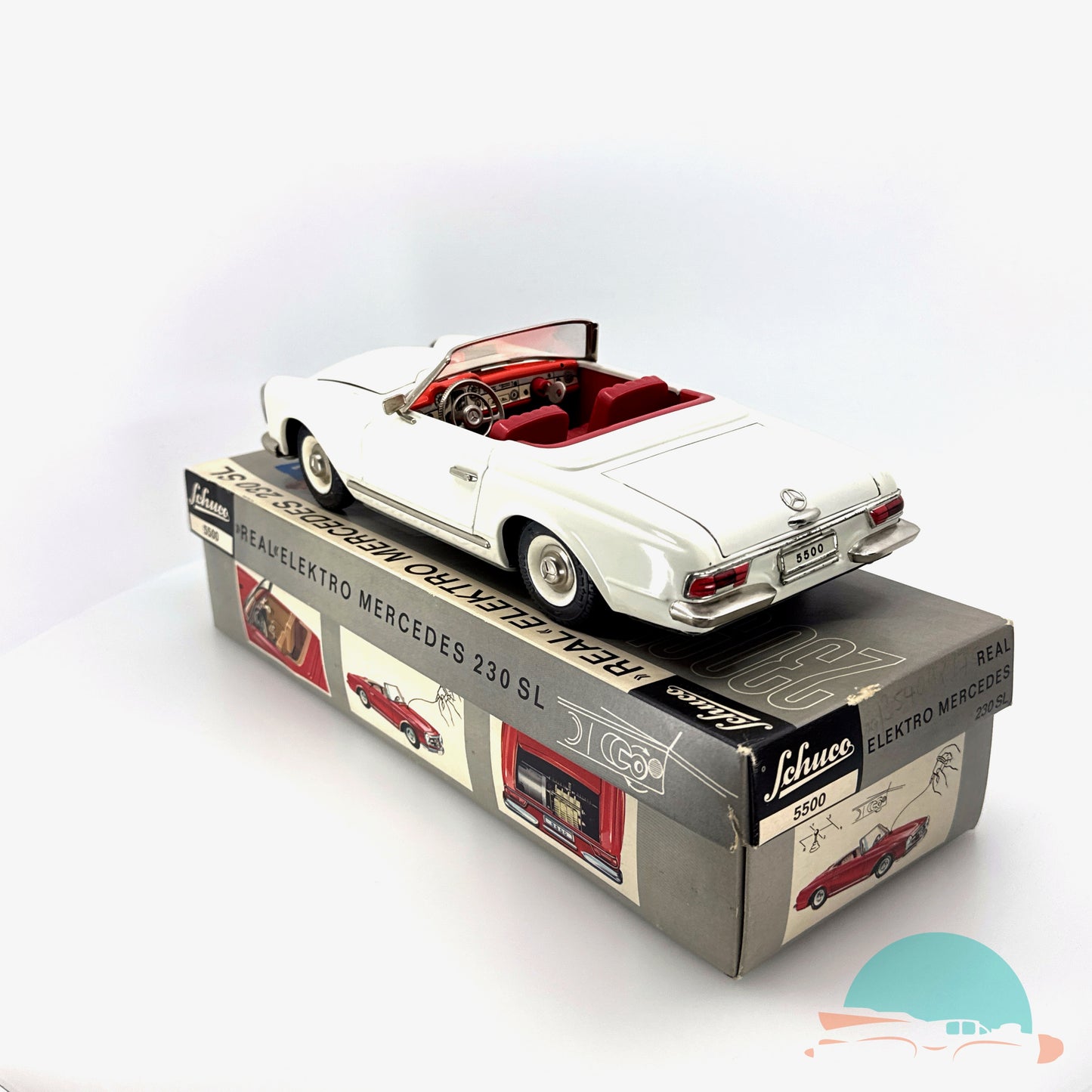 Schuco 5500 Real Mercedes Benz 230SL Pagode im Originalkarton (75030)