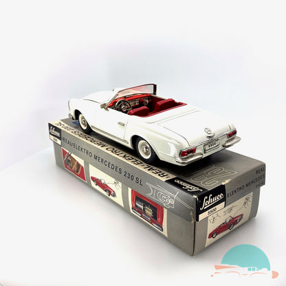 Schuco 5500 Real Mercedes Benz 230SL Pagode im Originalkarton (75030)