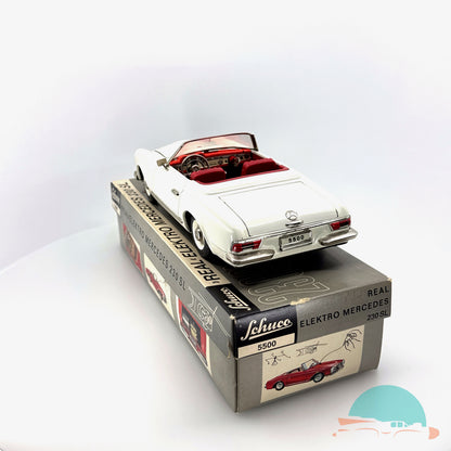 Schuco 5500 Real Mercedes Benz 230SL Pagode im Originalkarton (75030)