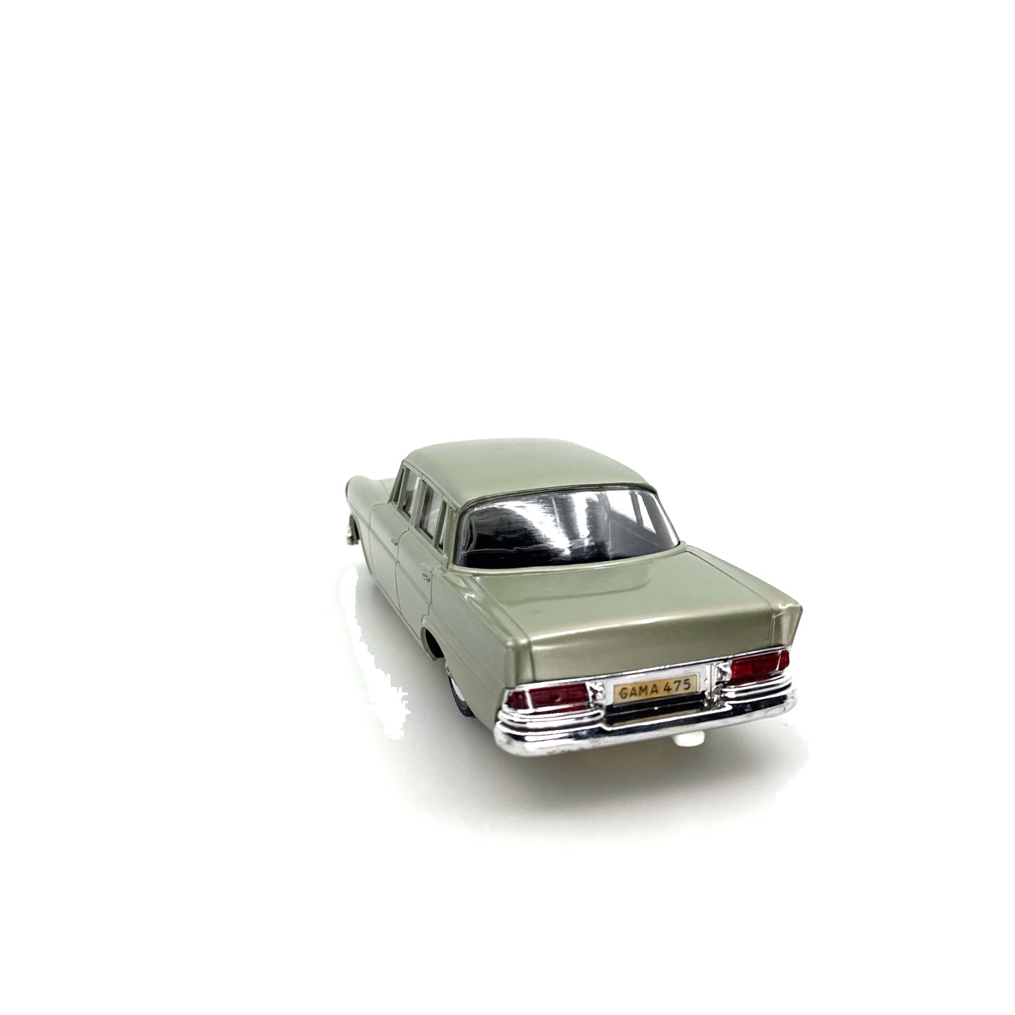 Gama Mercedes Heckflosse 220S Nummer 475 im Originalkarton (74665)